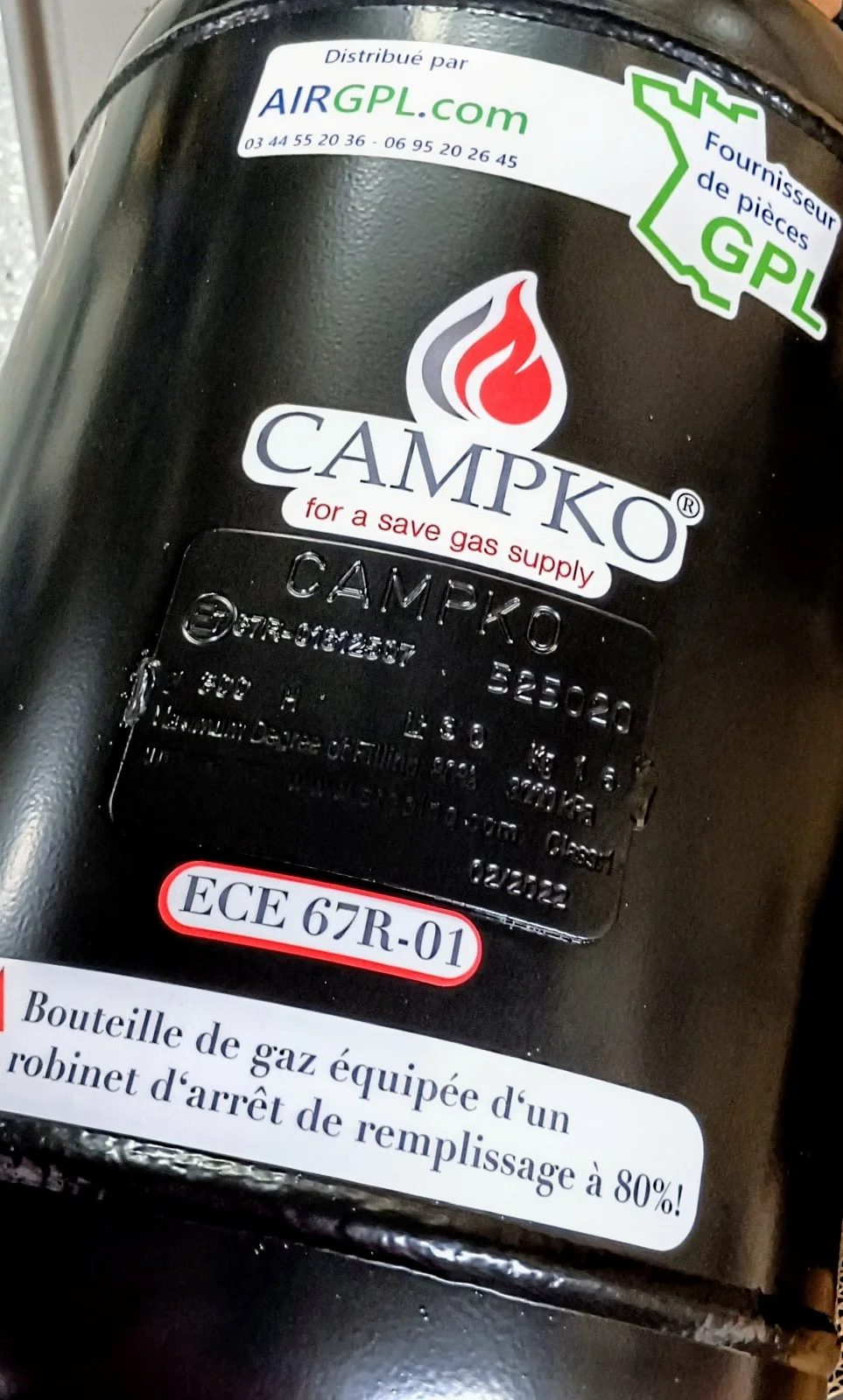 Bottle with Campko AirGPL logo